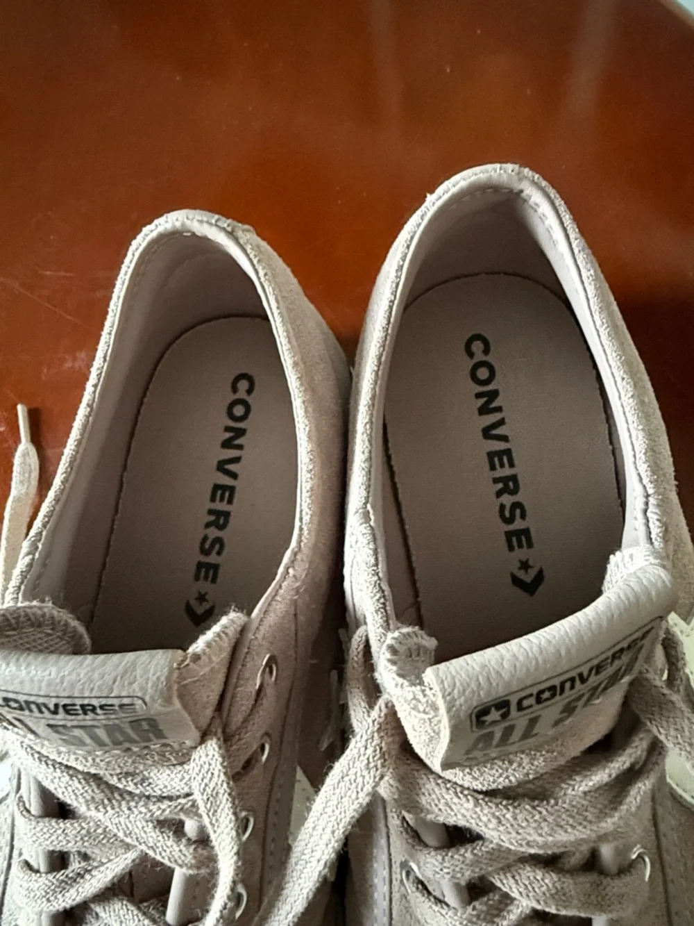 Converse Low Top Suede Sneakers in Dusty Pink and White - Picture 3 of 3